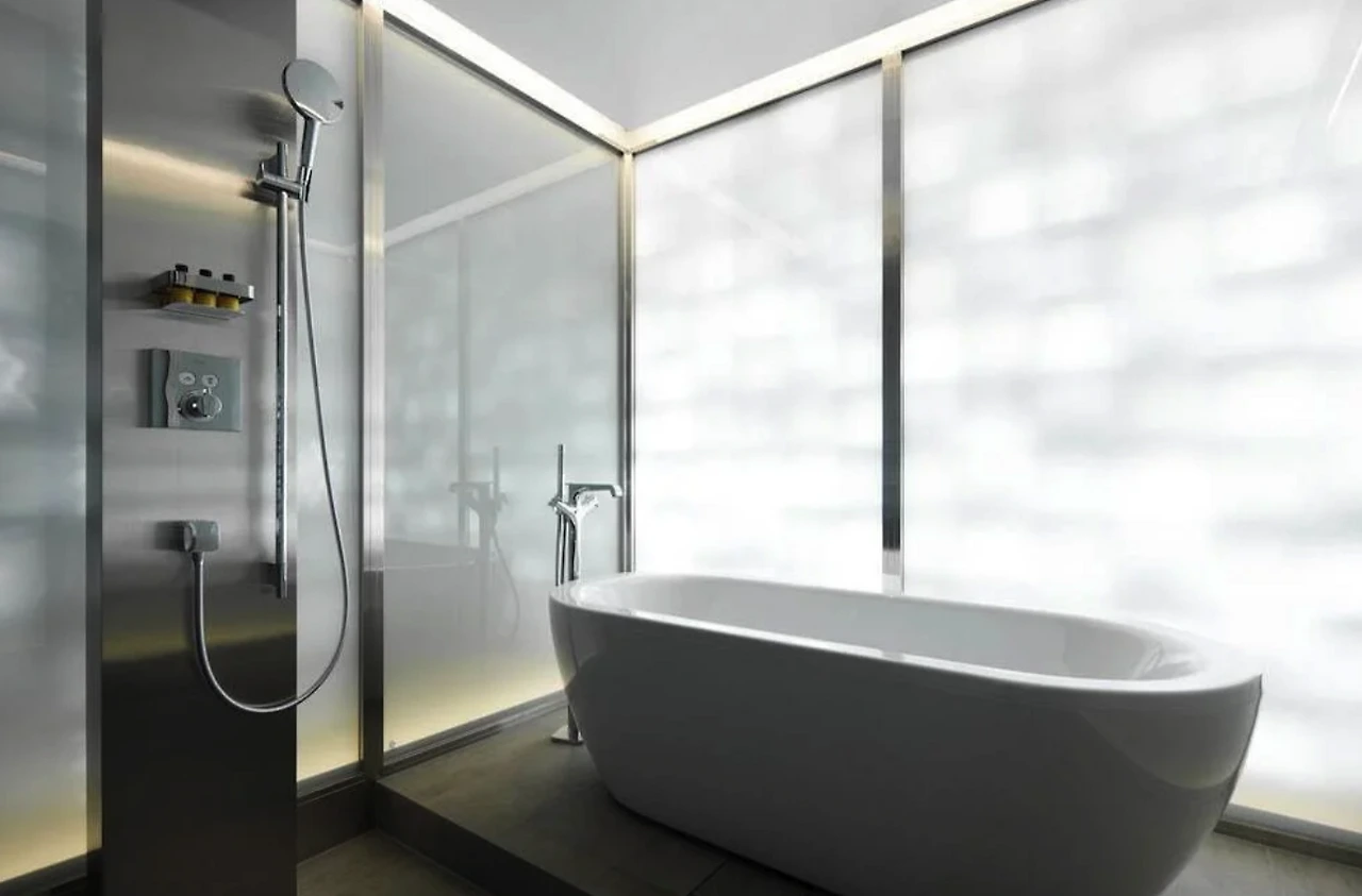 img.png?credential=yqXZFxpELC7KVnFOS48ylbz2pIh7yKj8&expires=1774969199&allow_ip=&allow_referer=&signature=dMoSa9UGAtWU27kw9w1pDn80b3M%3D