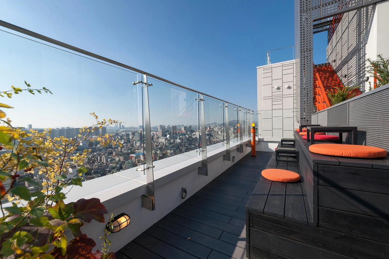 4_서울혼자여행_호텔 카푸치노 (3).jpeg