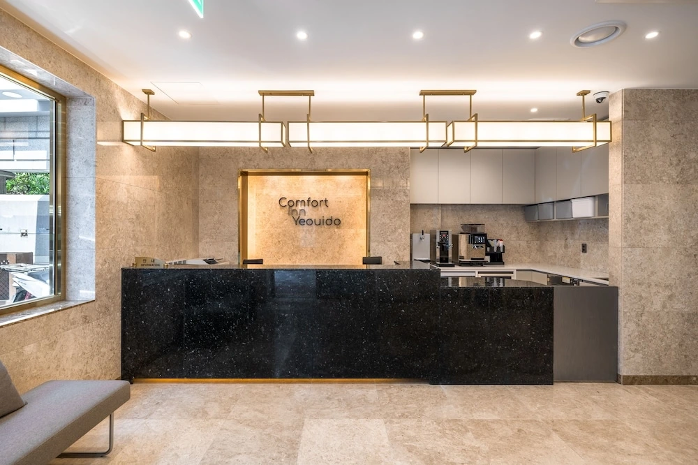여의도 가성비 호텔_컴포트인여의도 (2).jpeg