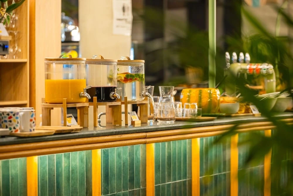 2더 피플 파리 마레3.jpeg