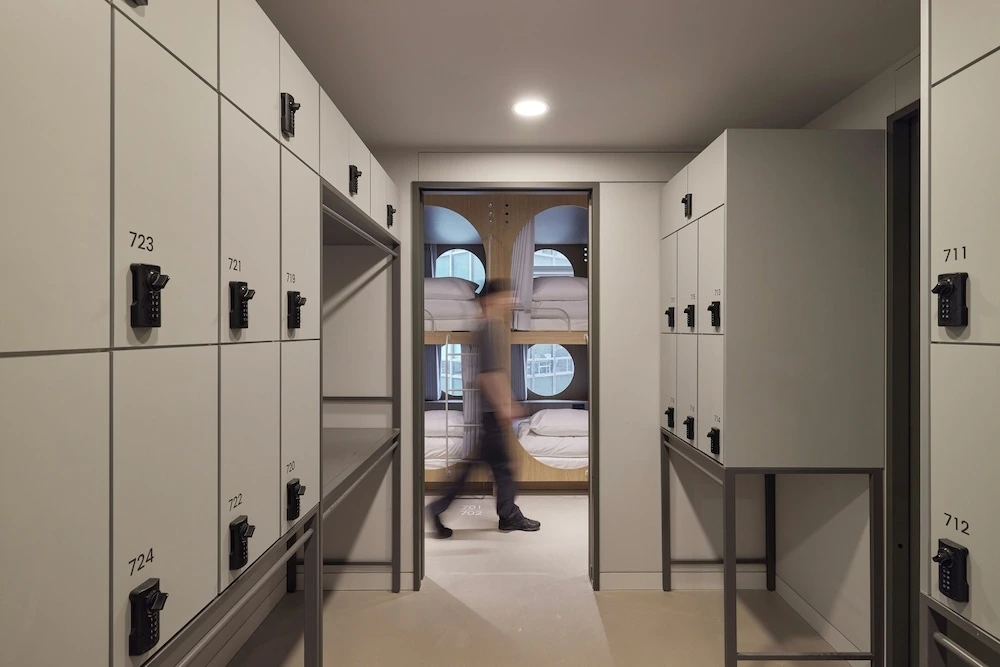 2_서울혼자여행_호텔 드립앤드롭 (3).jpeg