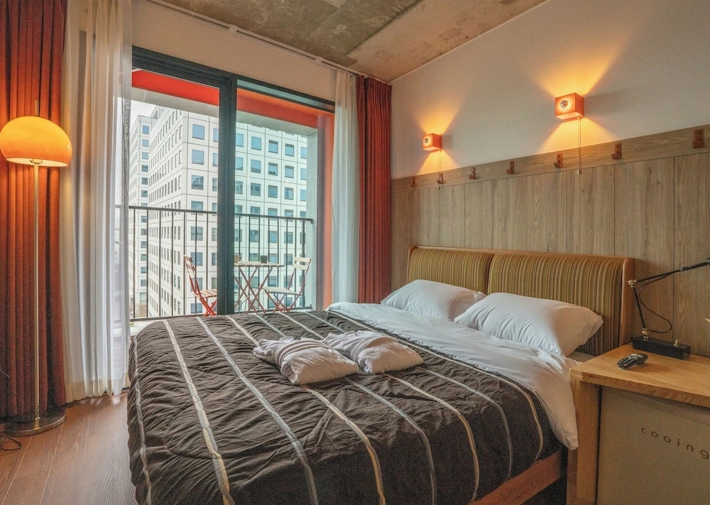 서울 감성 숙소_브루클린블루스 (3).jpeg