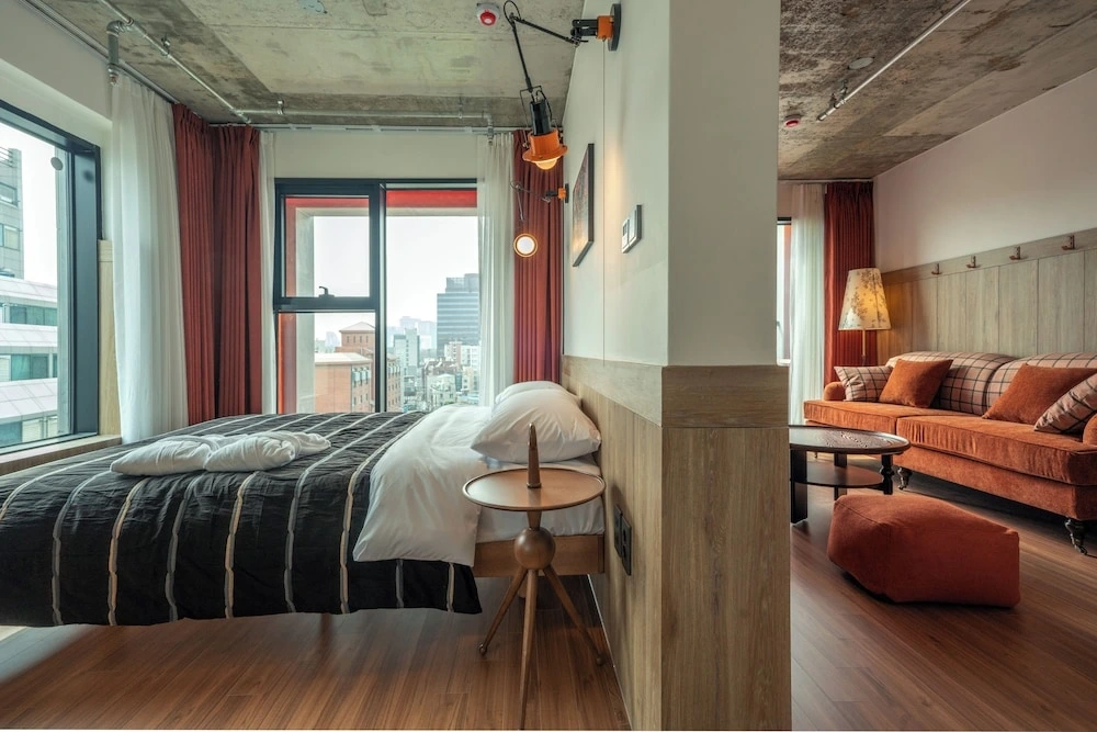 서울 감성 숙소_브루클린블루스 (11).jpeg