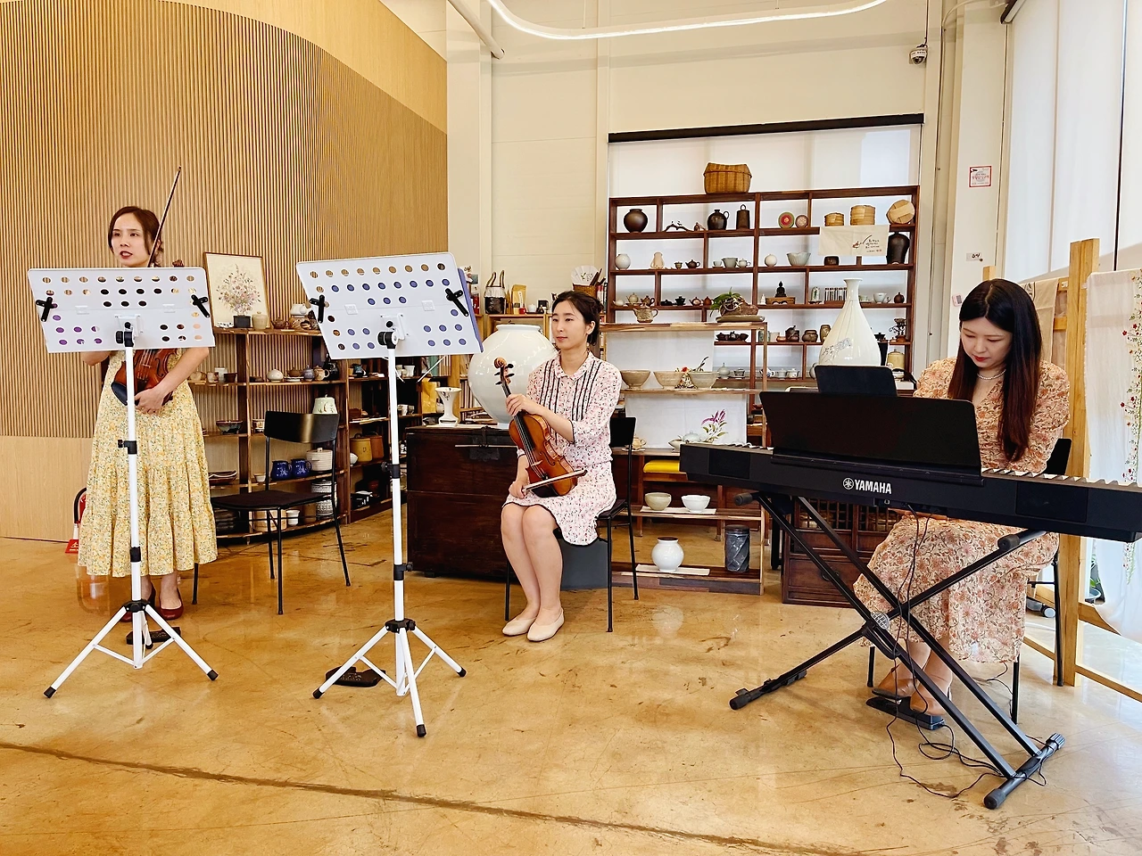 3. Tune & Tea