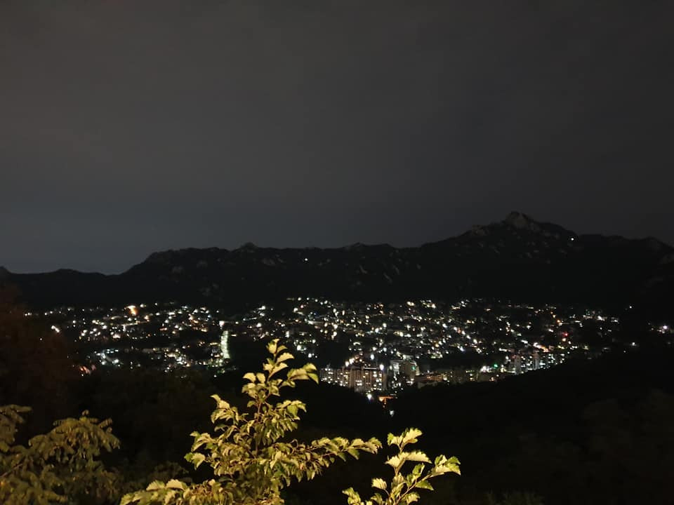 서울 야경 명소, 북악스카이웨이 팔각정