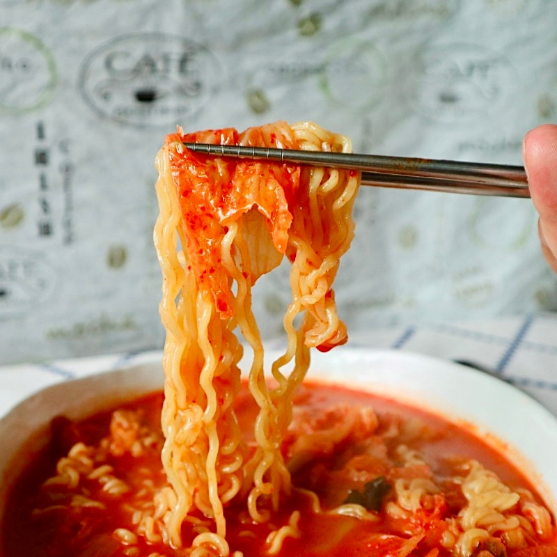 25화 눈물 젖은 김치라면