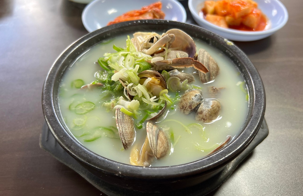 해장의 끝판왕 조개해장국을 드셔보셨나요?