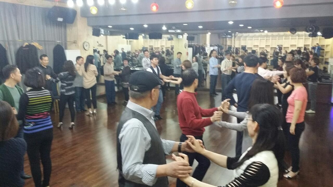 직장인 취미생활 추천, 살사 댄스 배우기의 효과 3가지