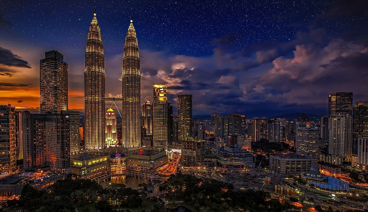 말레이시아 쿠알라룸푸르에서 살기 좋은 이유 8가지
