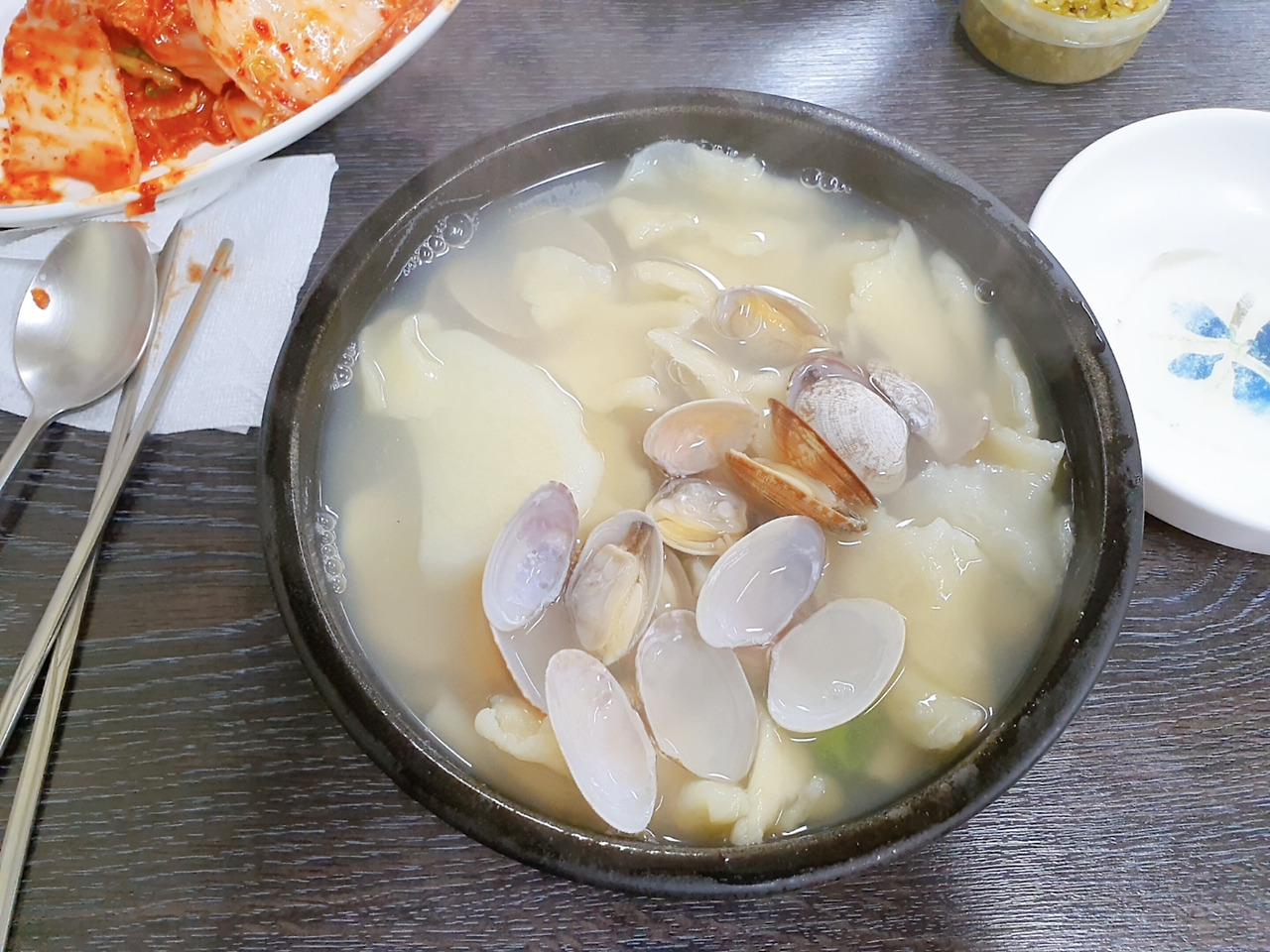 칼국수 보단 수제비