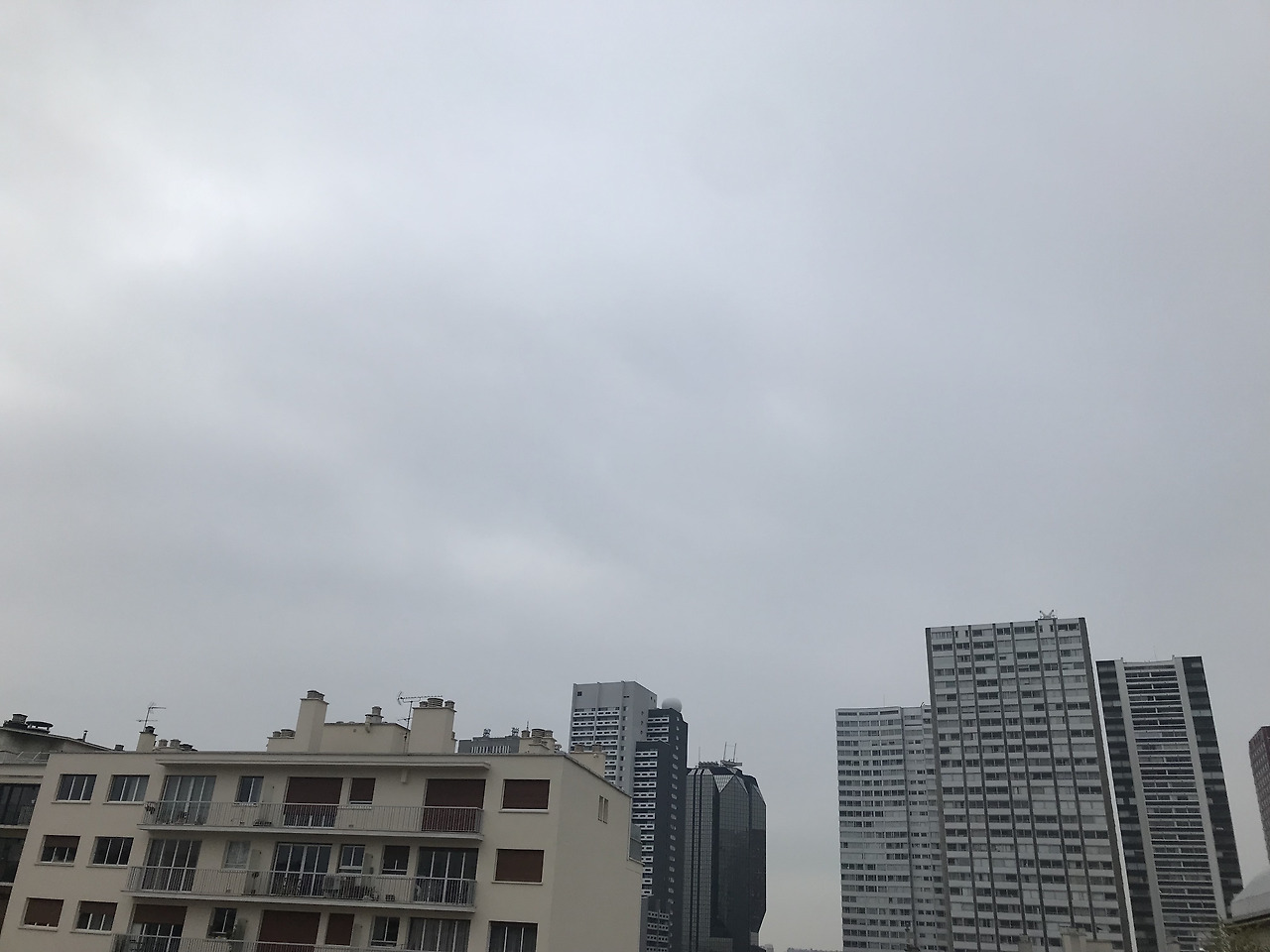 유학생 이비씨, 날이 적당해서 날씨가 그래서