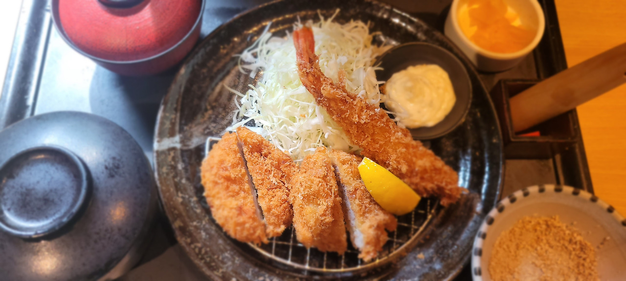 김밥과 여행 사이 어디쯤