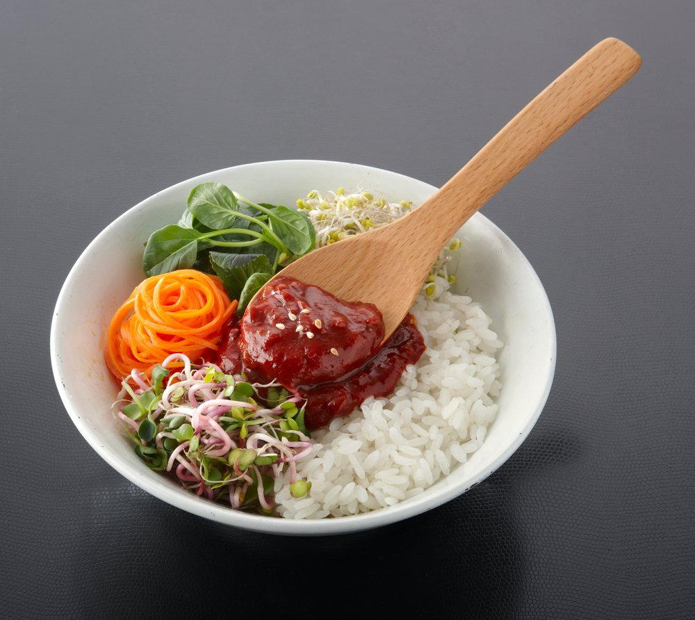 갖은 채소 맛보는 비빔밥! 특제 고추장 소스로 혈당↓