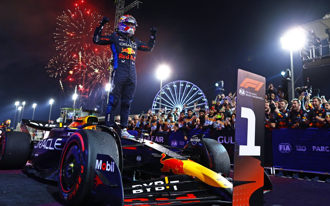 F1