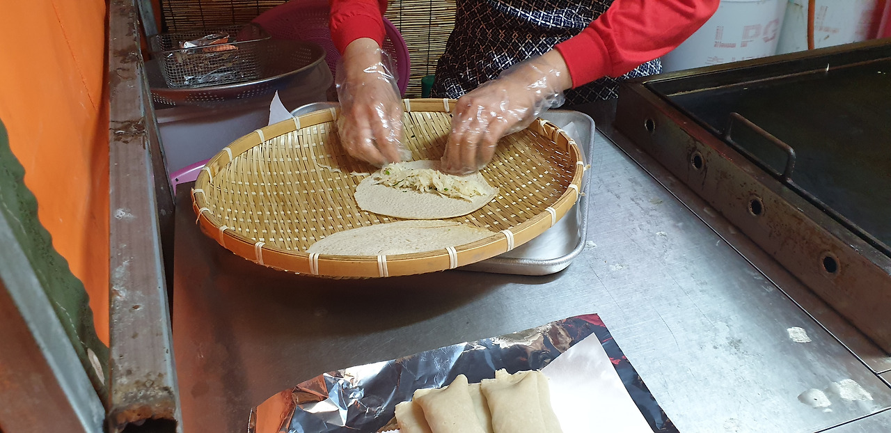 17화 기름떡과 빙떡의 좁힐 수 없는 거리감