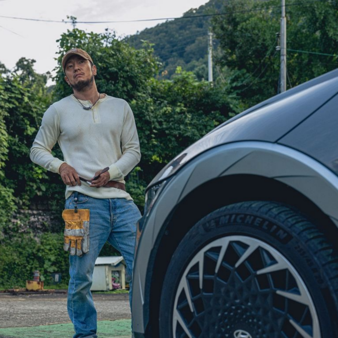 Hooked in Minutes: How 'Night Fishing' Reels in Viewers with its Biting Intensity - News Directory 3