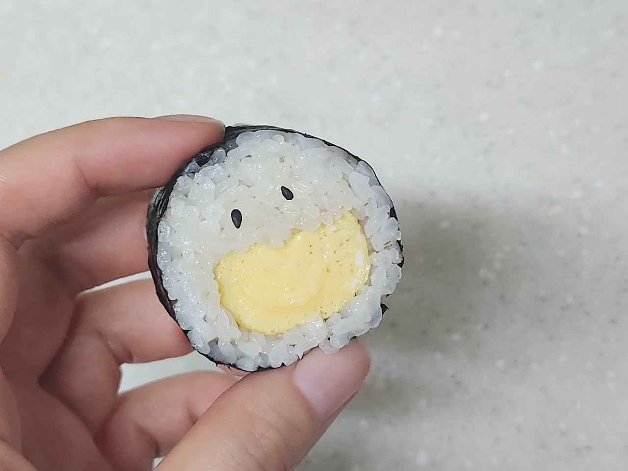 김밥에도 봄을