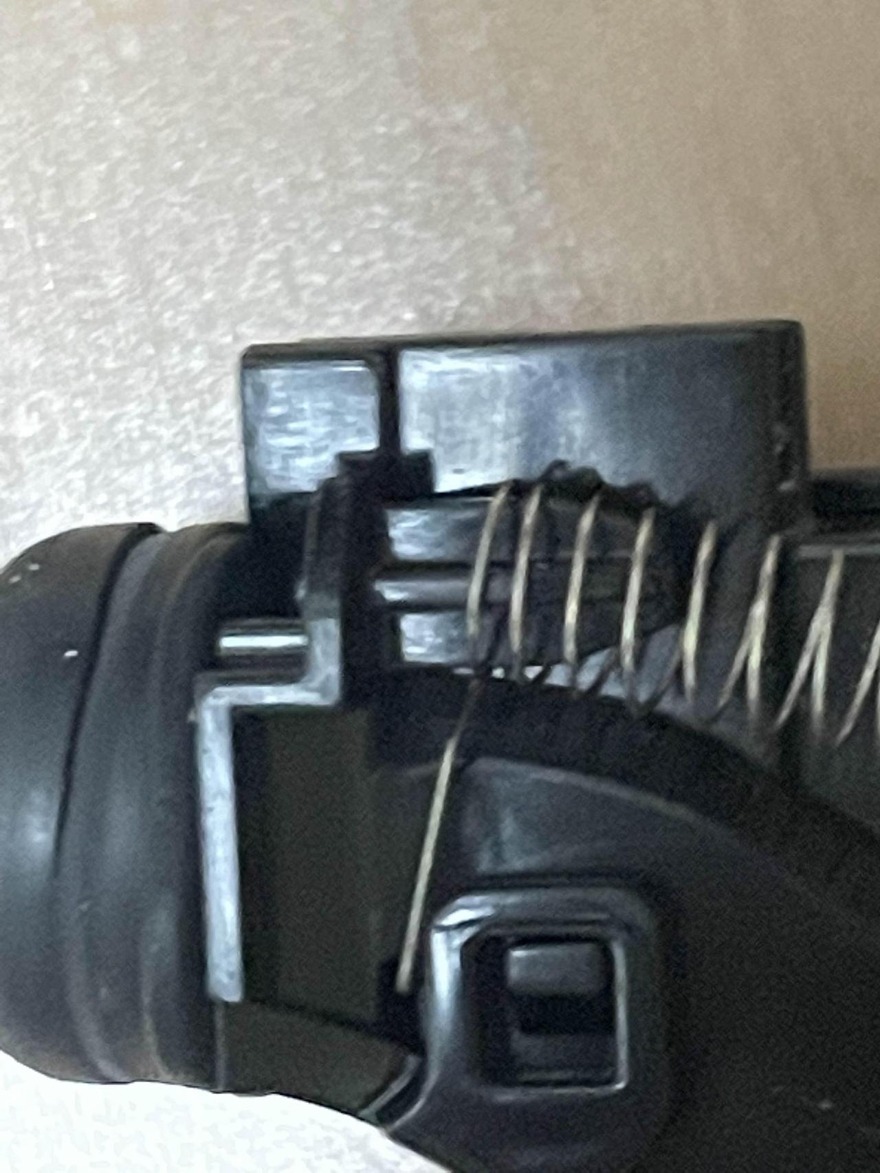 dyson v10 broken trigger
