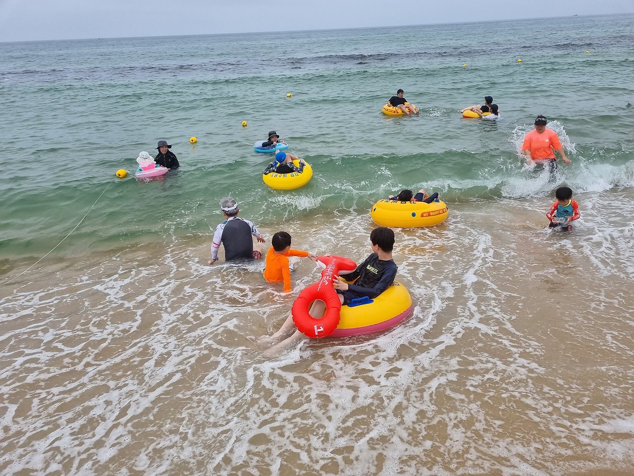 여름휴가 :: 강문해수욕장 수상레포츠 (바나나보트, 웨건, 플라이보트 가격) 15 ywAAAAAAQABAAACAUwAOw==