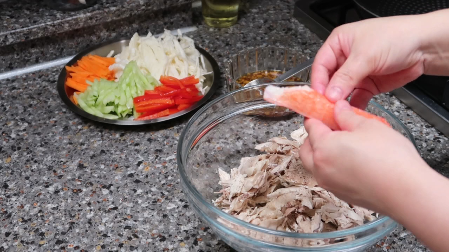 초계무침 황금레시피 더운 날씨에 입맛이 없을 때 복날 음식 추천 27 ywAAAAAAQABAAACAUwAOw==