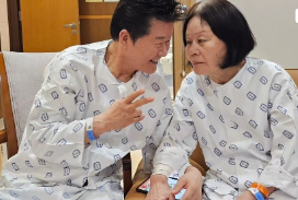 가수 태진아, 치매로 고군분투하는 아내와의 소중한 순간들 1 ywAAAAAAQABAAACAUwAOw==