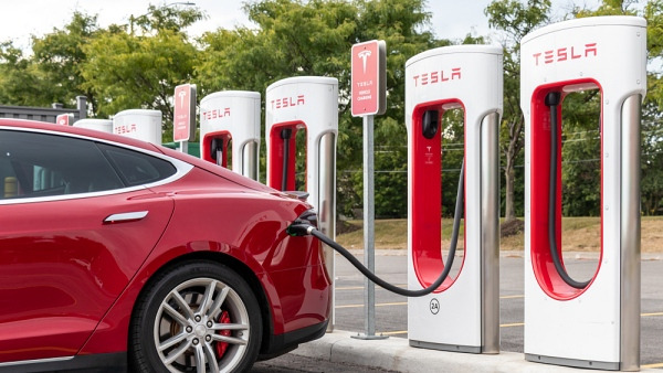 테슬라(Tesla), 북미 전역의 EV 충전표준 강자로 부상 2 테슬라(Tesla), 북미 전역의 EV 충전표준 강자로 부상