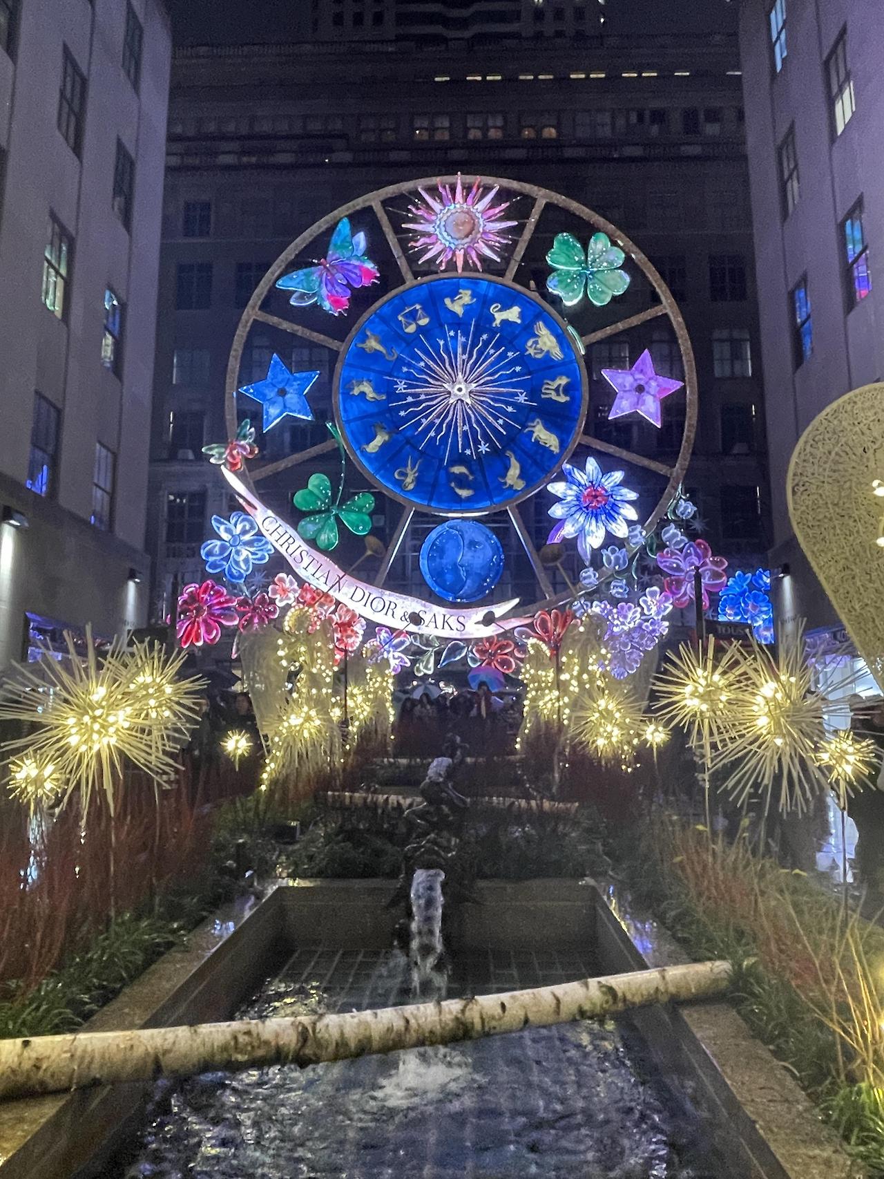 22. 삭스 5번가 (Saks 5th Avenue)