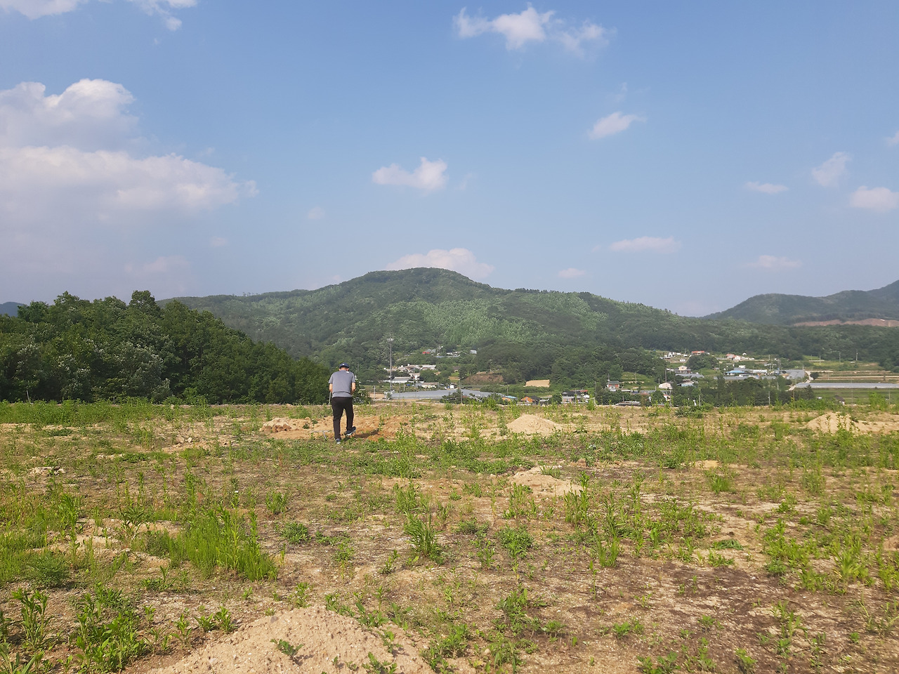 텃밭 풍경 첫 삽을 뜨다. 시작...