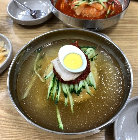 줄서서 먹었던 '부산 밀면'집서도 620명 집단 식중독 1 ywAAAAAAQABAAACAUwAOw==