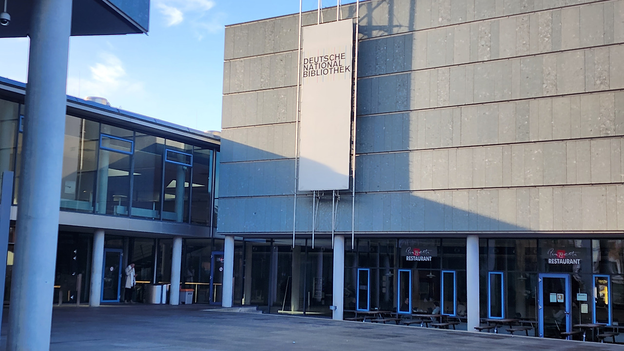 독일 프랑크푸르트 가볼만한 곳 독일 국립도서관 (Deutsche Nationalbibliothek) 랑잠언니 싱글언니 여행기