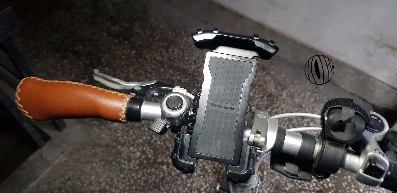 핸드폰 자전거 촬영