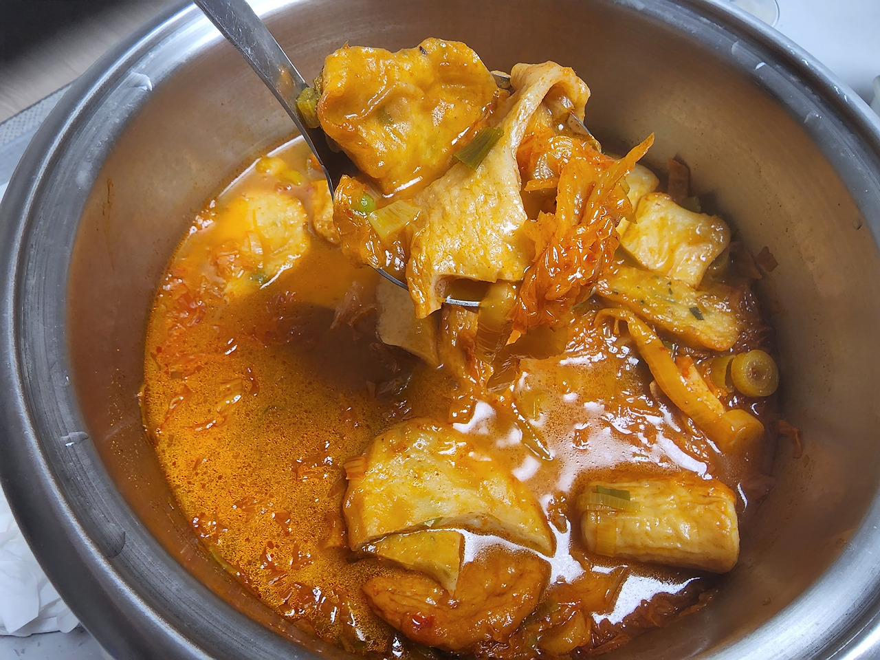 고래사어묵 김치우동전골 야식으로도, 캠핑요리로도 추천해요 10 ywAAAAAAQABAAACAUwAOw==