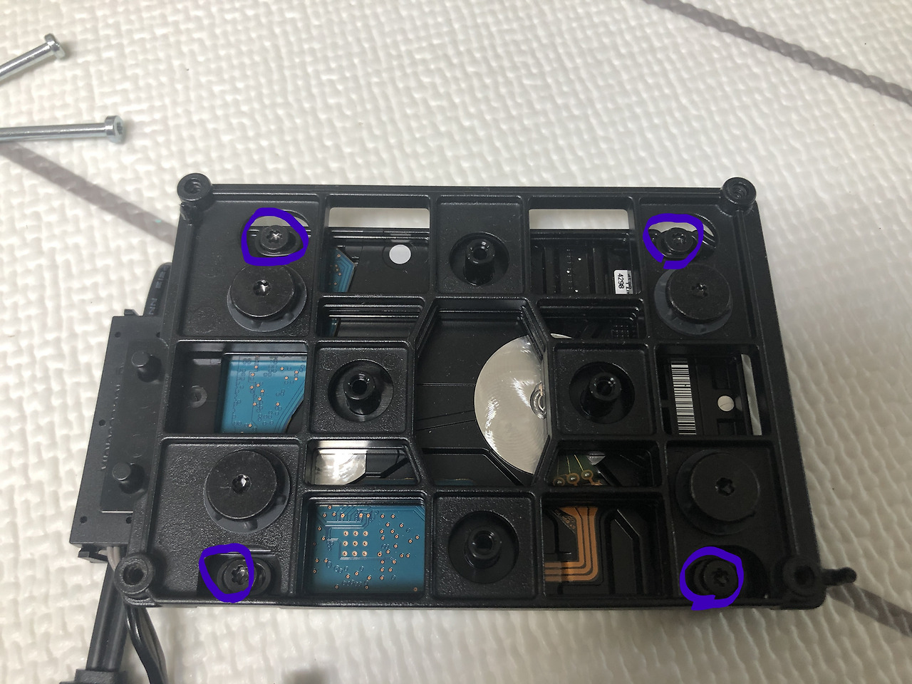 XBOX ONE X 하드디스크 SSD로 교체