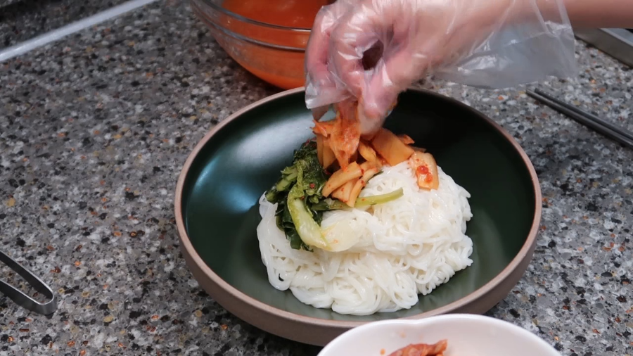 김치말이국수 황금레시피 집에서 육수 살얼음 만드는 방법(육수 양념 비율) 29 김치말이국수 황금레시피-육수양념비율-살얼음