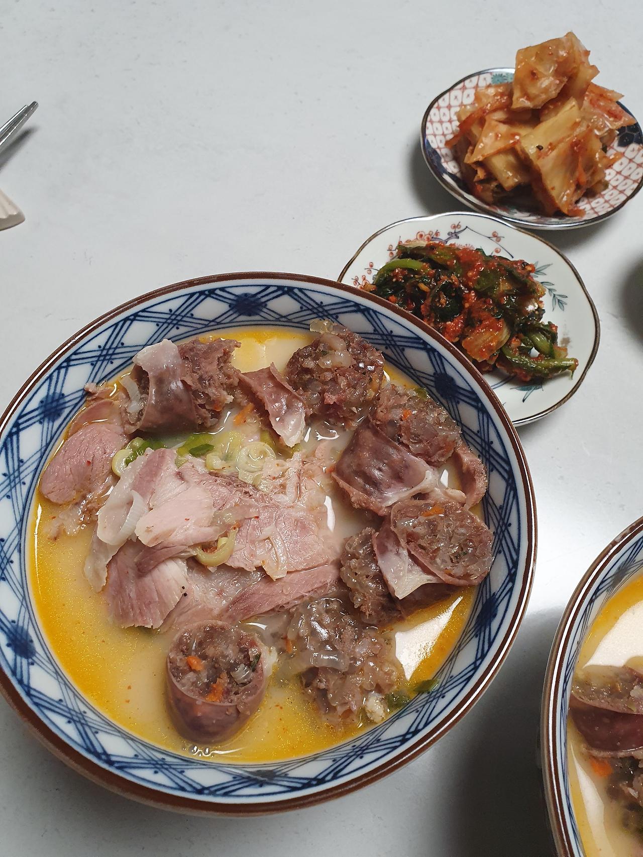 부산 대건명가 엄마가 보낸 순대국밥 택배 솔직후기 12 ywAAAAAAQABAAACAUwAOw==
