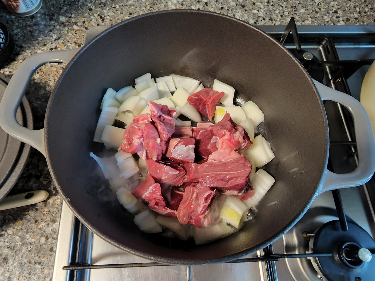 따뜻하고 든든하게 토마토 소고기 야채수프 만들기(토마토 야채스튜) 6 ywAAAAAAQABAAACAUwAOw==