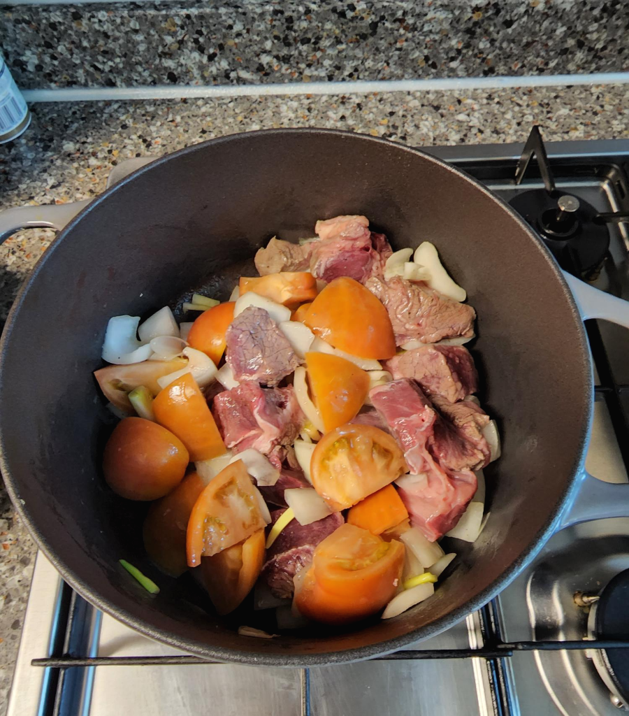 따뜻하고 든든하게 토마토 소고기 야채수프 만들기(토마토 야채스튜) 7 ywAAAAAAQABAAACAUwAOw==