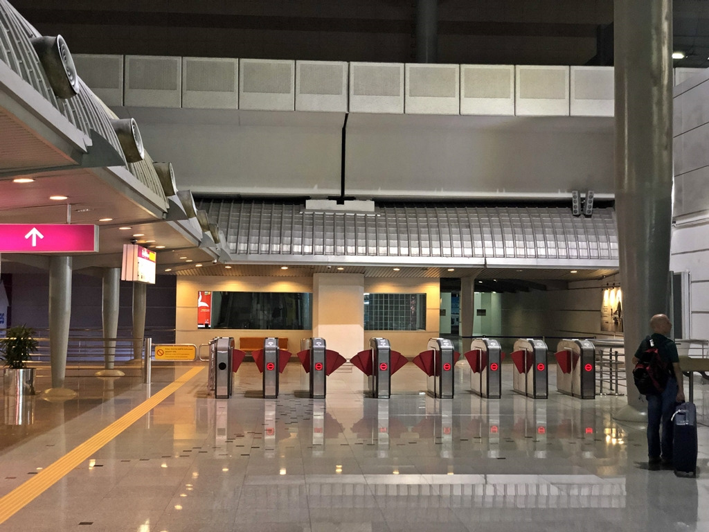 쿠알라룸푸르공항 ↔ 쿠알라룸푸르시내(KL센트럴역)간 가장 빠른 이동수단《KLIA Ekspres》 14 ywAAAAAAQABAAACAUwAOw==