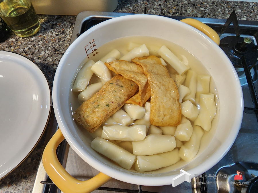 사과떡볶이 스타필드 고양점 팝업스토어에서 사온 수제떡볶이 밀키트 13 ywAAAAAAQABAAACAUwAOw==