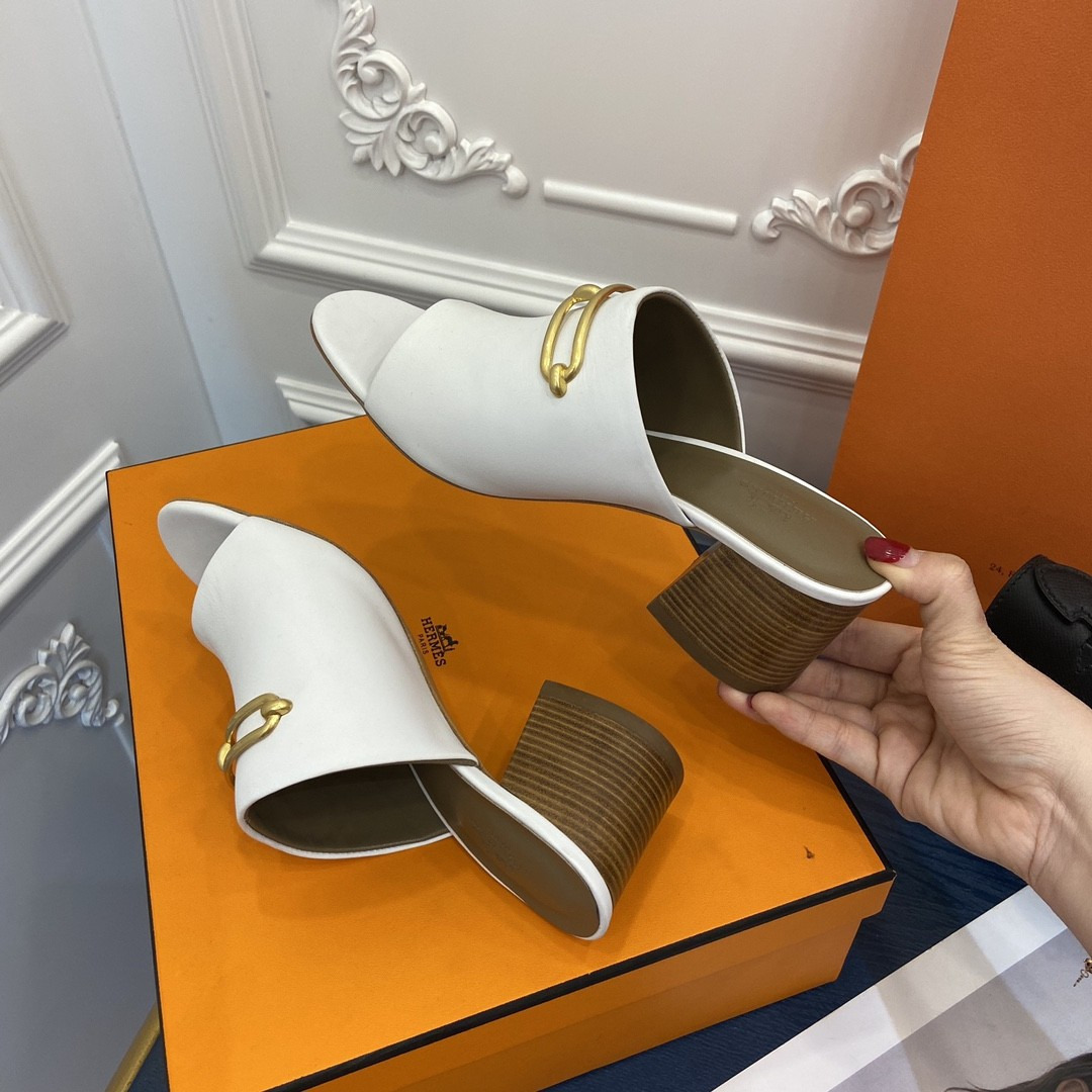 camilla and marc janis mule in tan