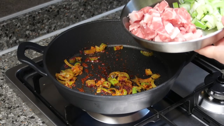 마파두부 황금레시피 한국인 입맛에 딱 맞는 마파두부 덮밥 소스 12 마파두부-황금레시피-마파두부소스