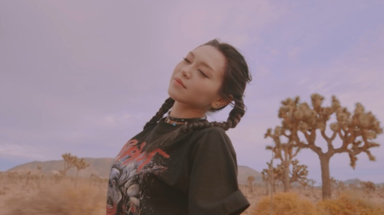 뮤비제작사에서 아이돌을 키우면 나오는 뮤비 퀄...gif | 인스티즈