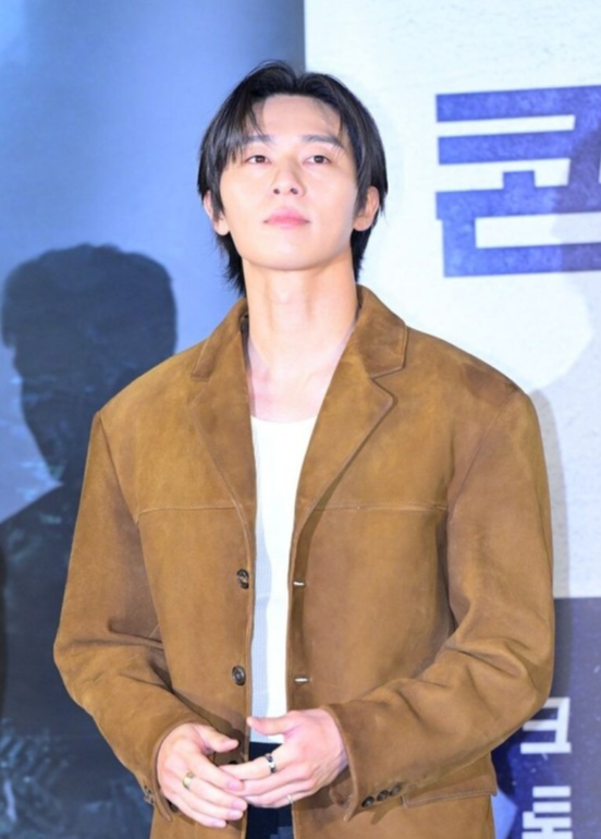 박서준 프로필 나이 키 데뷔 대표작 영화 드라마 여자친구 정보