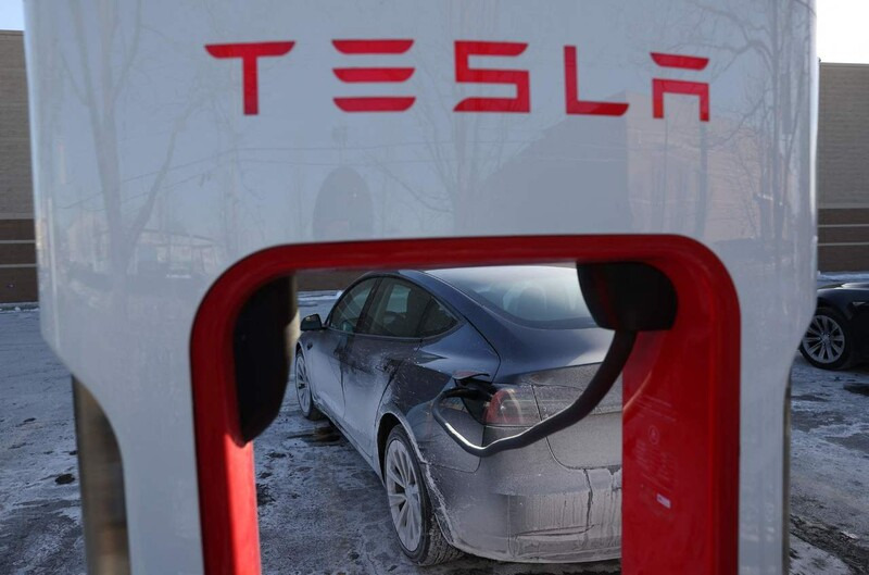 테슬라(Tesla, TSLA:NSD) 애널리스트는 주식을 합의 매수로 평가 2 테슬라(Tesla, TSLA:NSD) 애널리스트는 주식을 합의 매수로 평가