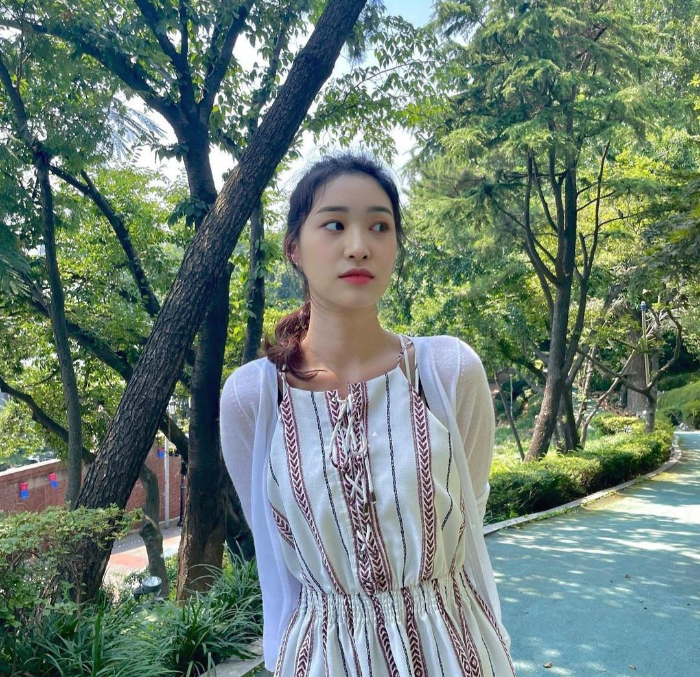 가상인간 버추얼휴먼 유튜버 루이(루이커버리) 5 ywAAAAAAQABAAACAUwAOw==