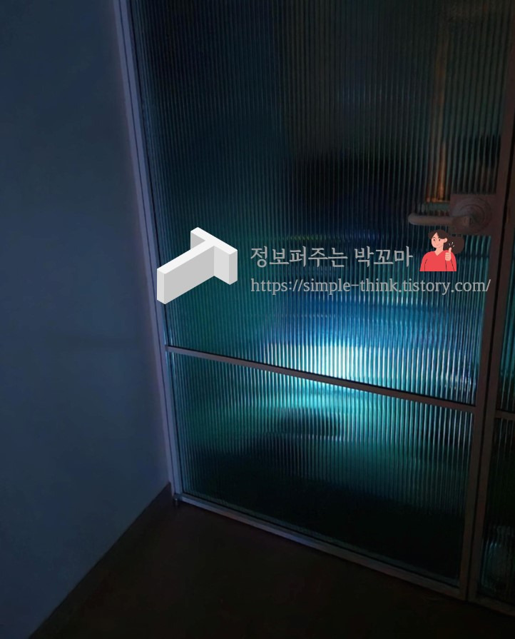 퓨어리브 살균빔클리너로 공간을 살균소독해서 쾌적하게 케어하자. 8 ywAAAAAAQABAAACAUwAOw==
