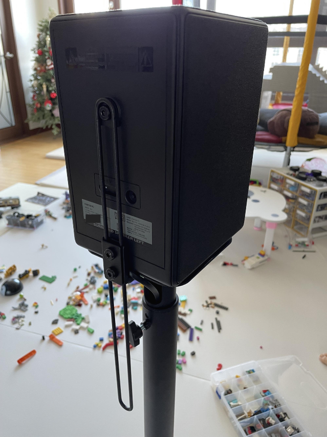Soundbar rear speaker stands Installation (설치)