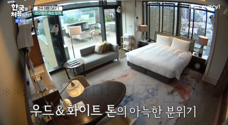 어서와 한국은 처음이지 306회 아일랜드 명동 호텔 숙소 촬영지 어디? 자쿠지 노천탕 테라스 6 ywAAAAAAQABAAACAUwAOw==