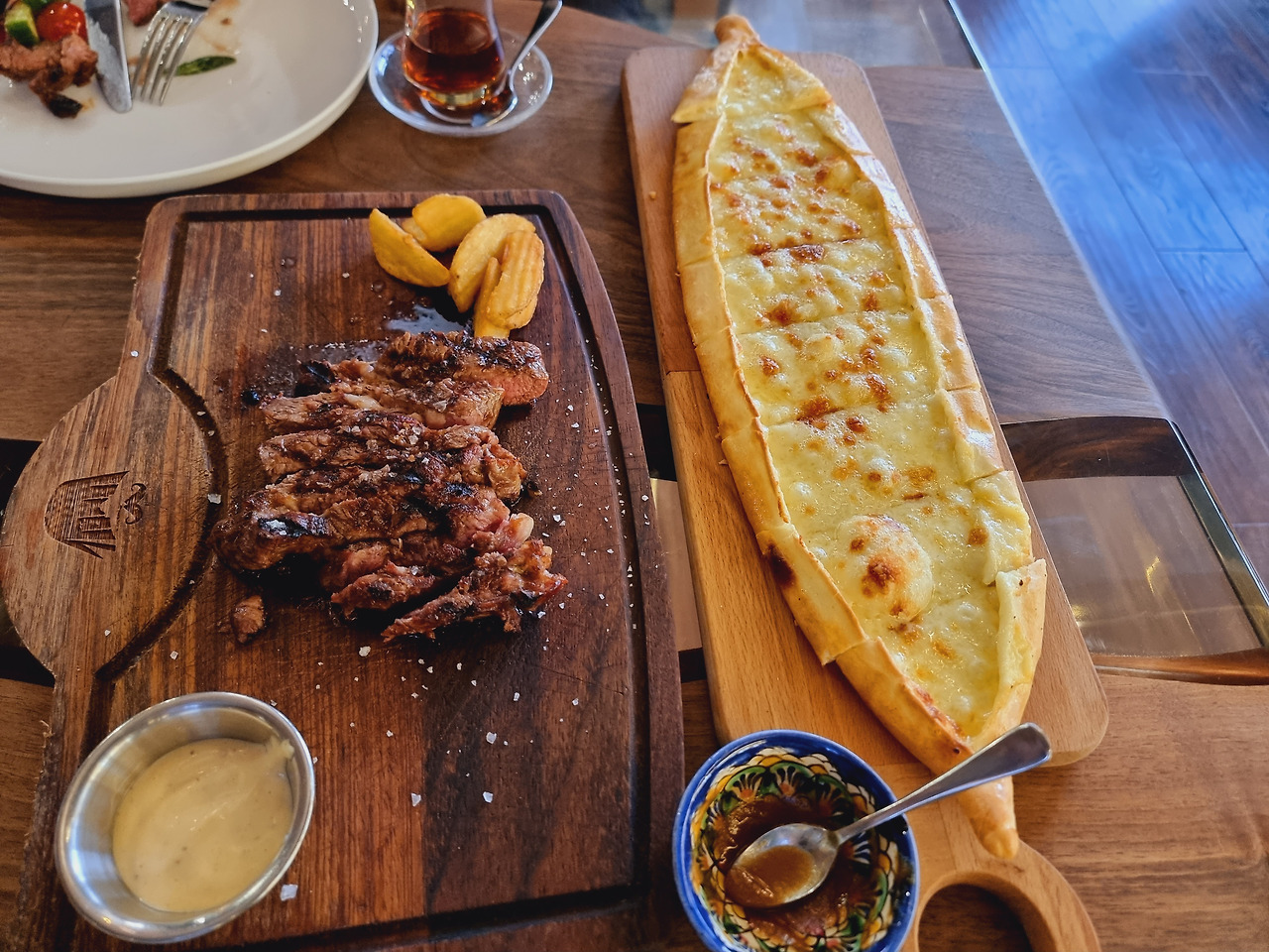 (우즈베키스탄) 타슈켄트 고급 터키 레스토랑 맛집 바슬리바바(BASRI BABA)