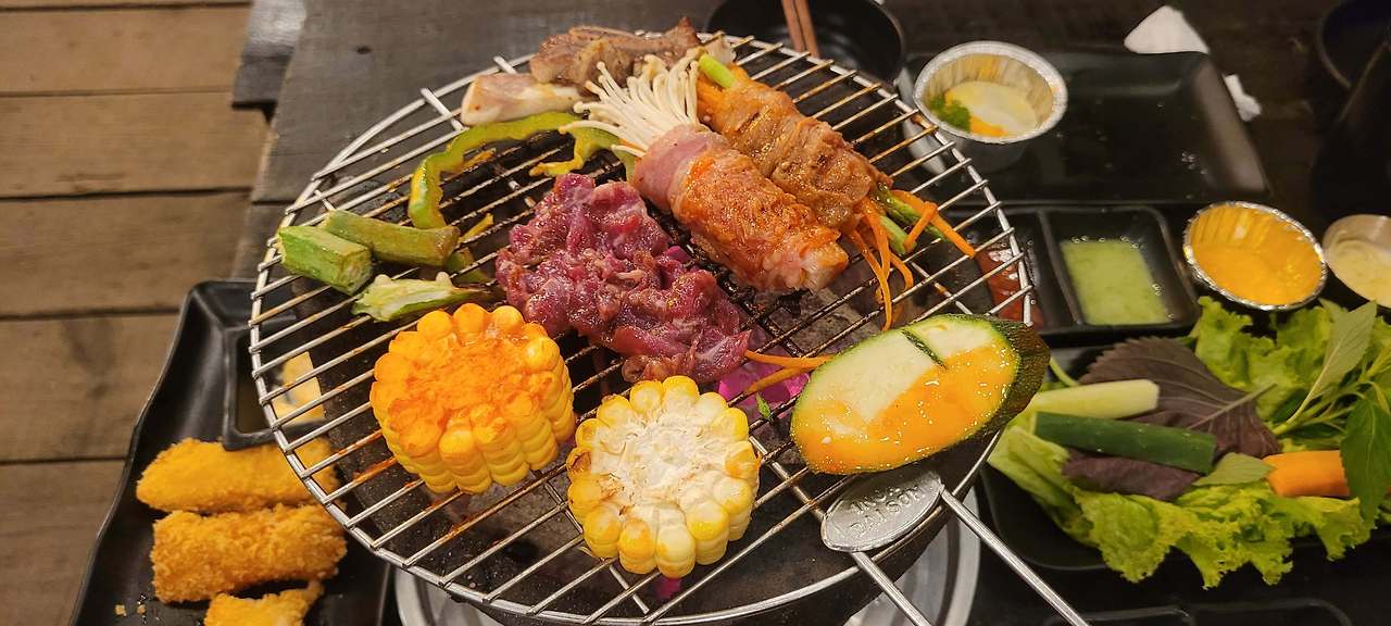 베트남 달랏 맛집 야경 TOP 6 (넴느엉, 껌땀, 해산물, 쌀국수)